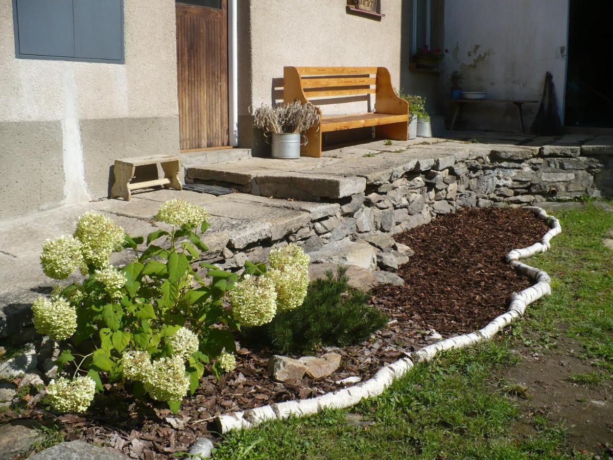 Chalupa Na Bidylku Jindřichův Hradec Buitenkant foto